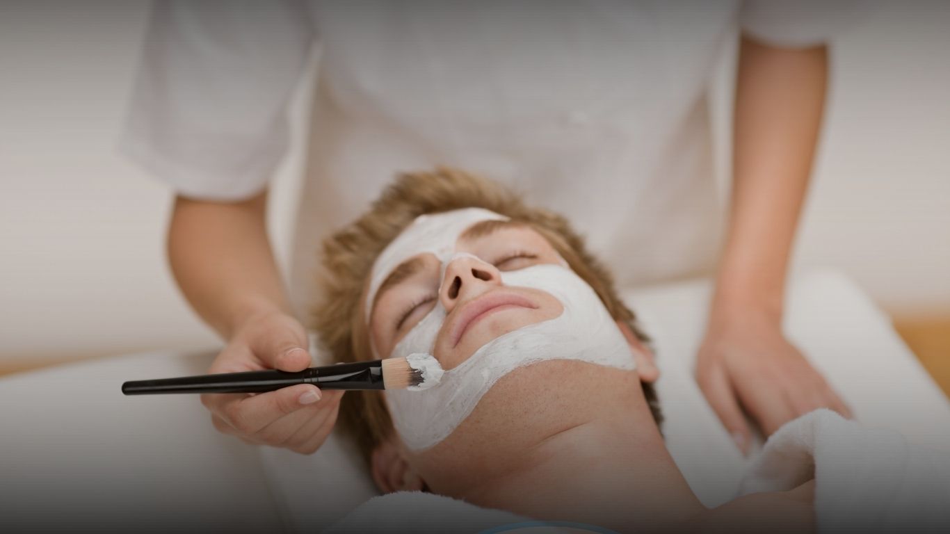 Facial laki-laki terdekat di Bandung di RSA Aesthetic Clinic