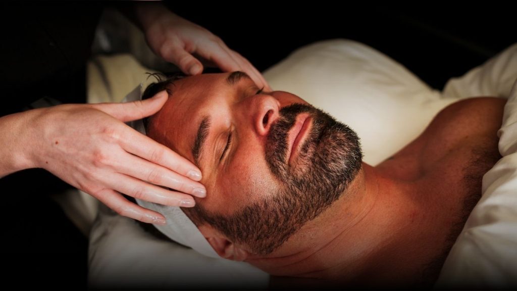Facial pria terdekat di Bandung di RSA Aesthetic Clinic untuk kulit kusam, berminyak, dan berjerawat